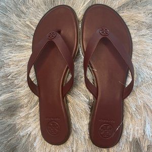 NWT Tory Burch Benton Thong Sandals Sz 8 - No longer available